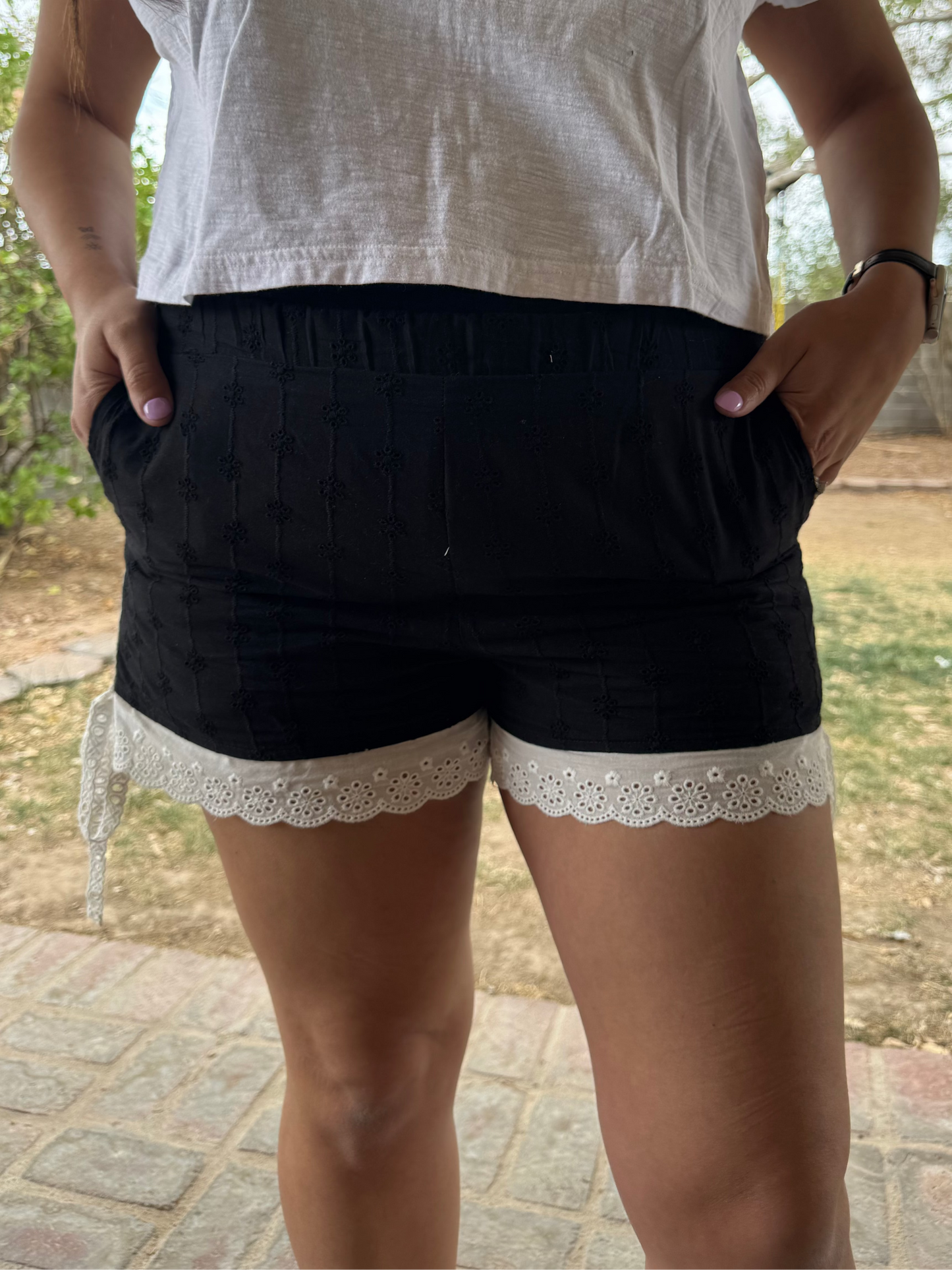 Molly Lace Shorts