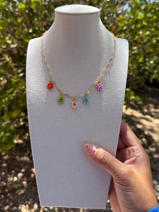 Alvarado Daisy Necklace