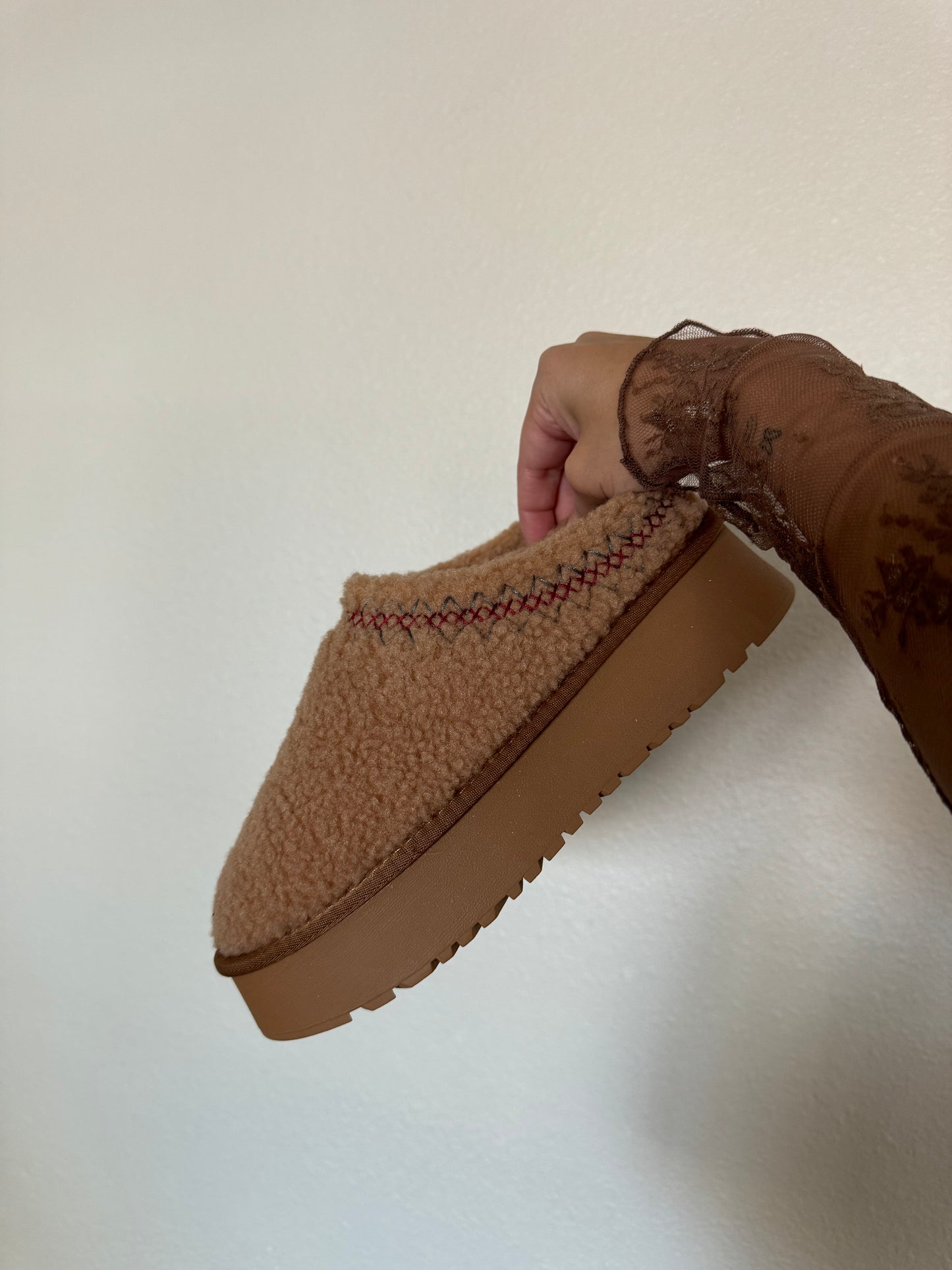 Isaac Platform Slippers