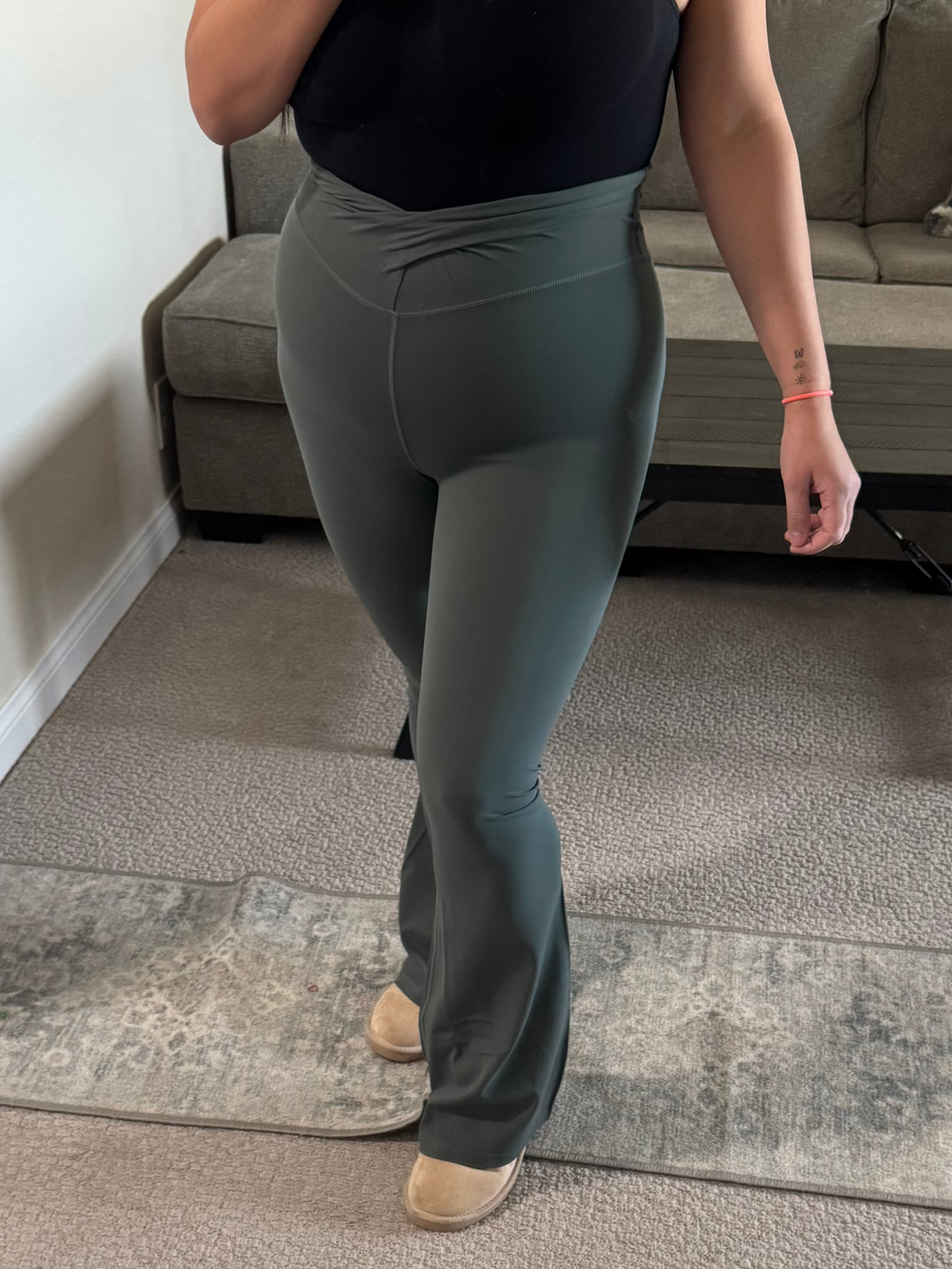Cora Crossover Flare Leggings