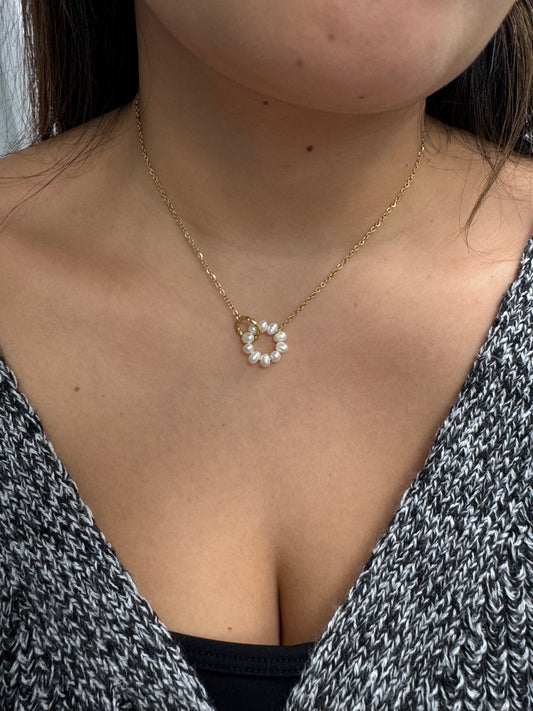 Halo Pearl Necklace