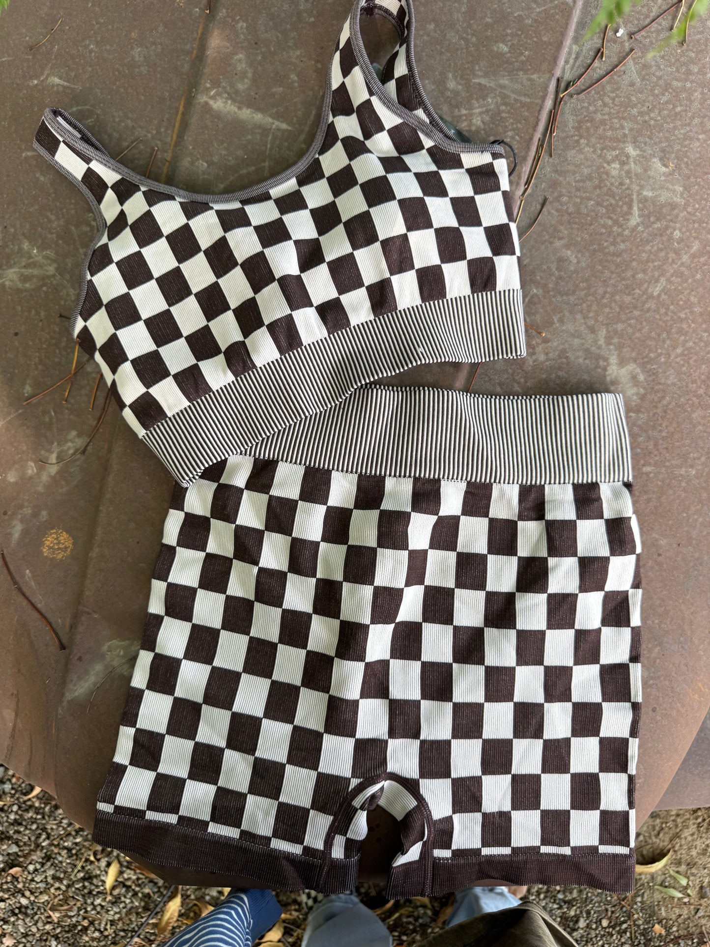 Lightning Checkered Set - Brown
