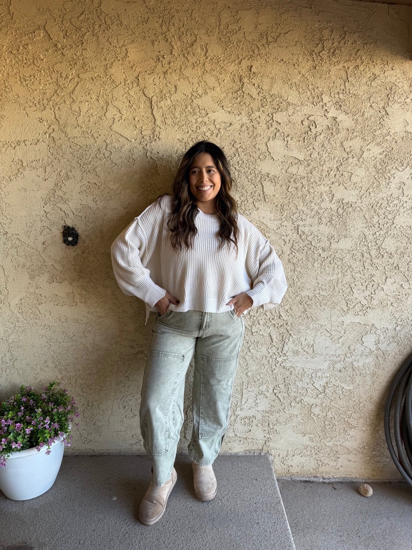 Becca Barrel Jeans - Olive