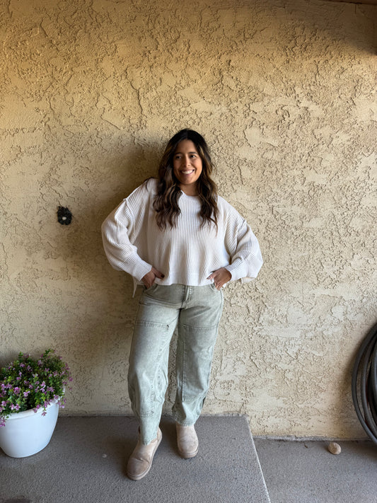 Becca Barrel Jeans - Olive
