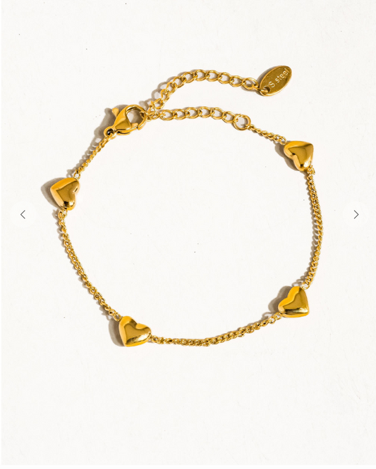 Dainty Heart Bracelet